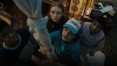 Stranger.Things.S04e07.Capitulo.Siete.Masacre.en.el.Laboratorio.Hawkins
